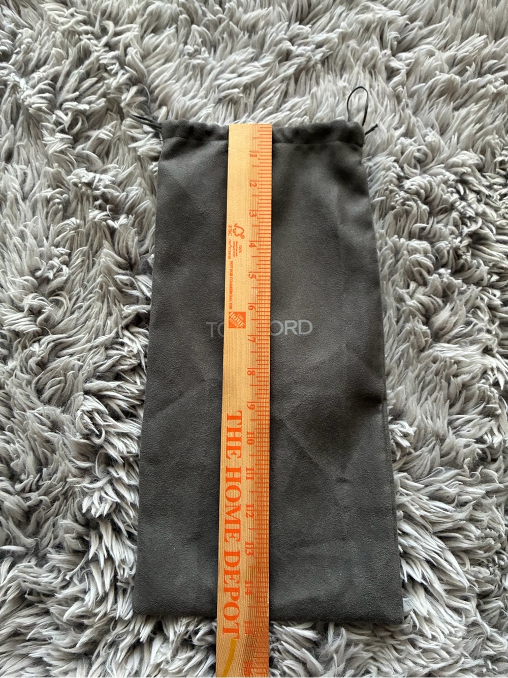 Tom Ford Gray Drawstring Accessory Pouch - Picture 3 of 6